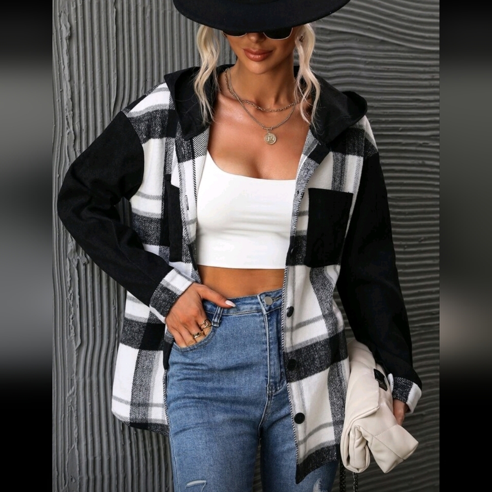 Stylish Black and White Plaid Women's Utility Jacket